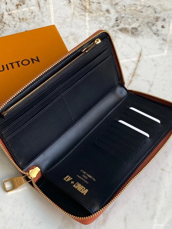 WIS WALLET LOUIS ZIPPY VUITTON LVXNBA 1126